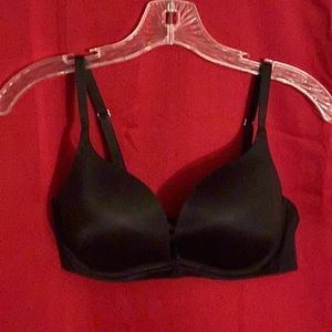 Victoria secrets bra biofit in black
